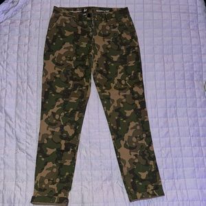 Camo khakis